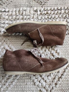 John Varvatos chukka boots In Brown Suede Men's Size 9M